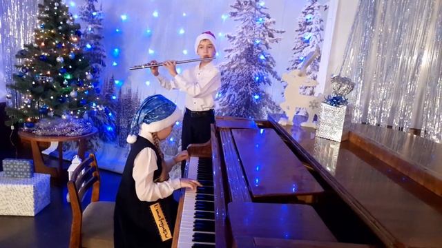 Г. Гладков. Песенка зайца и волка. смотреть онлайн