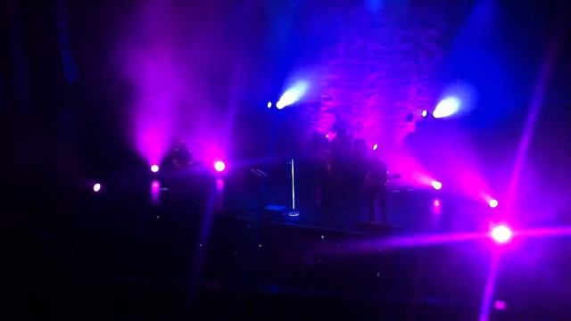 Neon Trees at the Wiltern Moving in the Dark смотреть онлайн