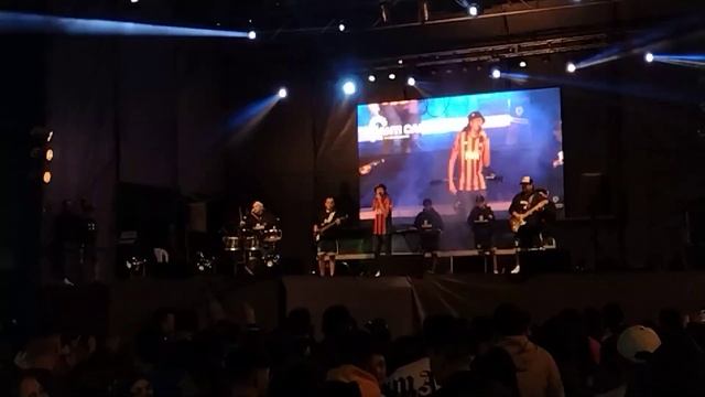 SANTI CAIRO EN LA FIESTA NACIONAL DE LA PAPA (OTAMENDI). смотреть онлайн