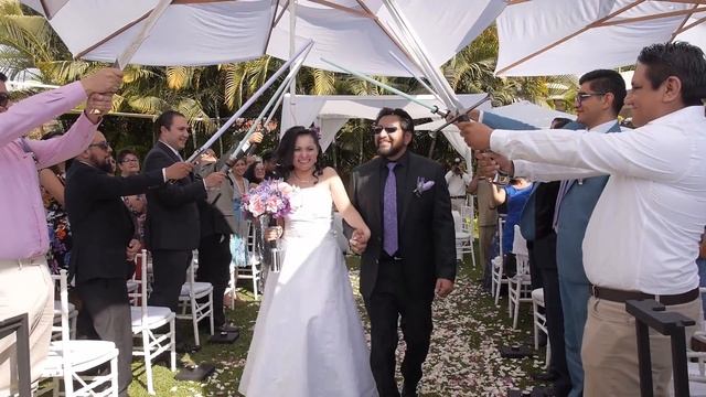 Highlights Boda Victoria y Quetzal en Jardin Paraiso del lago смотреть онлайн