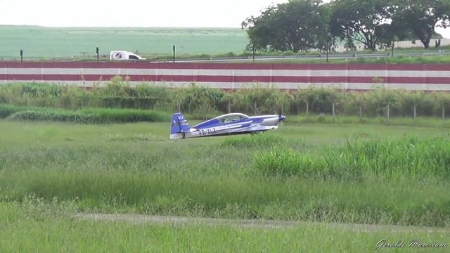 PR-XLX Extra EA 300/LC - decolagem e pouso смотреть онлайн