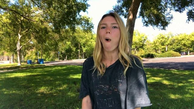 girl eats apple смотреть онлайн
