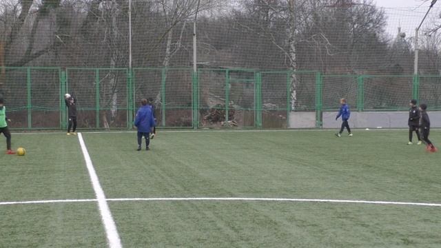 Колос Коваливка (2-0) Чайка Вышгород (1 тайм) смотреть онлайн