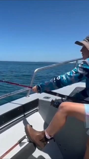 Bus gurnard deep sea fishing смотреть онлайн