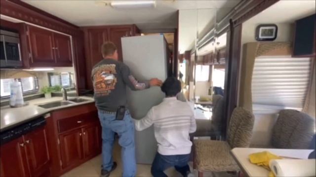 Installing a Household 120V refrigerator in Tiffin Phaeton RV motorhome @rvmaxus смотреть онлайн