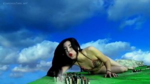 Giantess