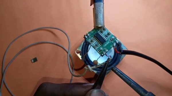 pam8403 sound cracking problem solution | creative ind
