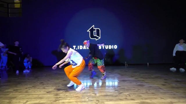 BAD BUNNY - MIA FT. DRAKE / CHIPS CHOREOGRAPHY смотреть онлайн