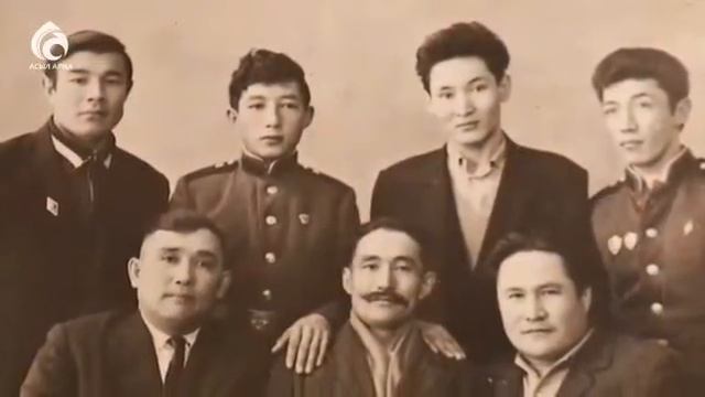 Мұқағали Мақатаевтың 90 жылдығына арналған "Қазақ поэзиясының Хантәнірі" атты поэзия сағаты смотреть онлайн