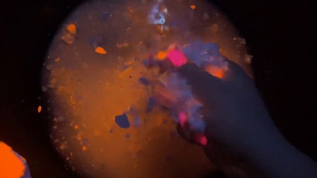 Neon water crumble | video request | fresh gym chalk block ASMR смотреть онлайн