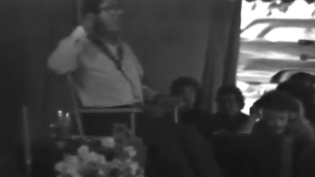 Чогьям Трунгпа. Послание Миларепы. Хвост Тигра. Беседа 3 - Отречение от самсары. 18.07.1973 смотреть онлайн