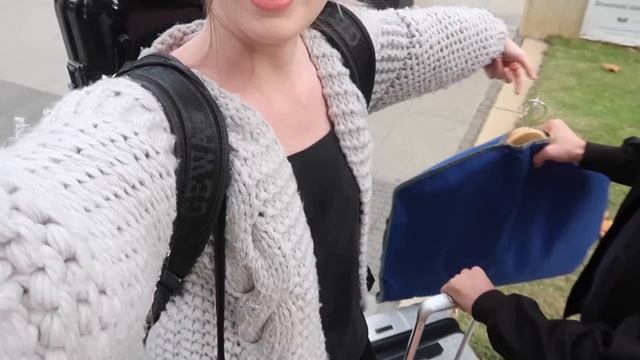 Travel Makeup Bag & visiting the hubby in Perth | The Weekly Vlog Op. 22 No. 2 смотреть онлайн