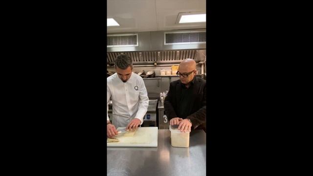 Roast Sardinian Pecorino cheese, black truffle & truffle honey/Pecorino arrosto con miele di tartuf