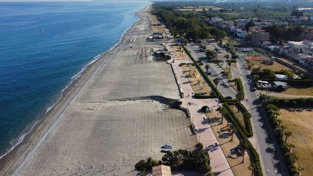 Locri смотреть онлайн