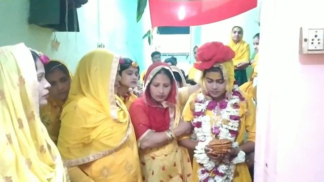 😊Haldi Ceremony | Haldi Program | Indian Shadi Vlog || By Shaheen Ke Kitchen and Vlogs смотреть онлайн