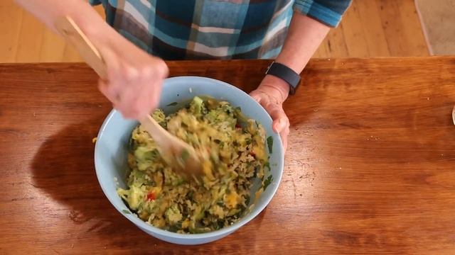 Easy Broccoli, Rice and Cheese Bake / WFPB / No Oil смотреть онлайн