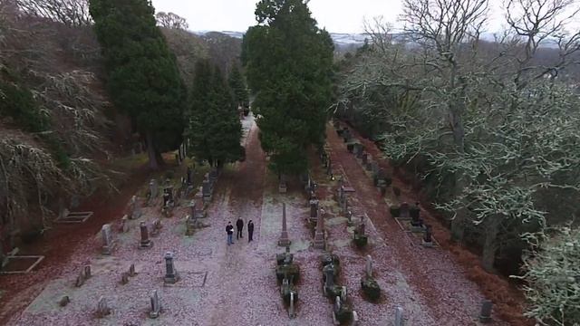Tomnahurich cemetery Inverness смотреть онлайн