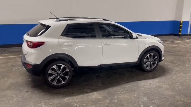 KIA STONIC Бюджетный Корейский паркетник смотреть онлайн