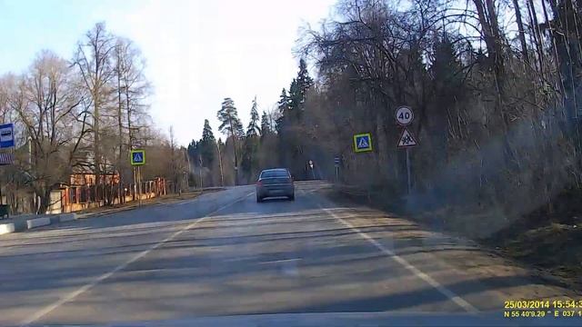 Лыжник на асфальте смотреть онлайн