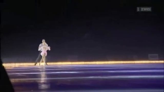 Happy - Leona Lewis - Aljona Savchenko & Robin Szolkowy - Art on Ice 2013 смотреть онлайн