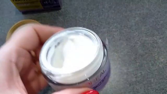 L'Oreal Paris, Дневной крем для лица "Гиалурон Эксперт", SPF20, с гиалуроновой кислотой, 50 мл смотреть онлайн