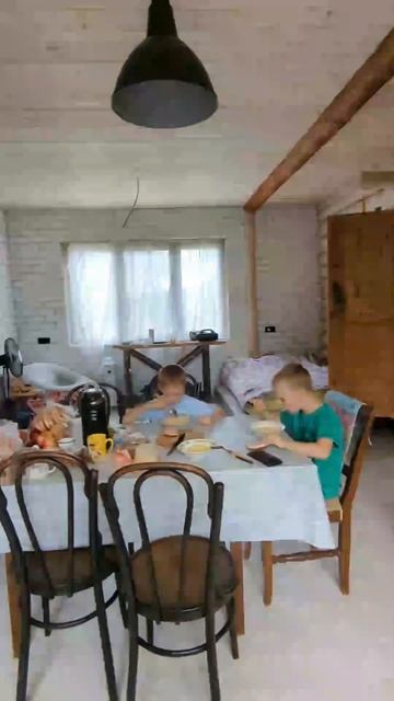 ВЫХОДНЫЕ В ДЕРЕВНЕ /СЕМЬЯ МОЯ ❤️ #домвдеревне #нашадача #семья смотреть онлайн