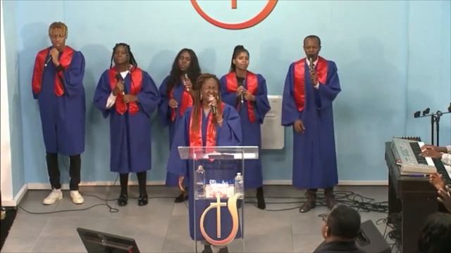 Je sais que tu es Là - Maryna Ouedraogo смотреть онлайн