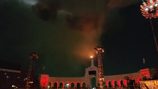 Rammstein- Sonne (Live in Los Angeles, CA) (Sept 23, 2022) смотреть онлайн