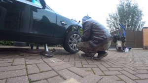 Вытащил Двигатель и АКПП BMW E60 Голыми Руками 3 СЕРИЯ
