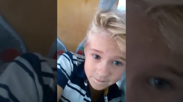 ПРИШЕЛ К БРАТУ В ДОМ НЕ ЗАМЕТНА ( ПРАНК НАД БРАТОМ) НЕ ПОСТАНОВА смотреть онлайн