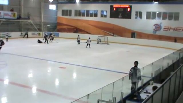 2.04.2016 Молот 2004 второй состав (Пермь) - Энергия 2004 (Рефтинский) 4-1 смотреть онлайн