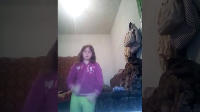 Я танцую под песню уголёк смотреть онлайн
