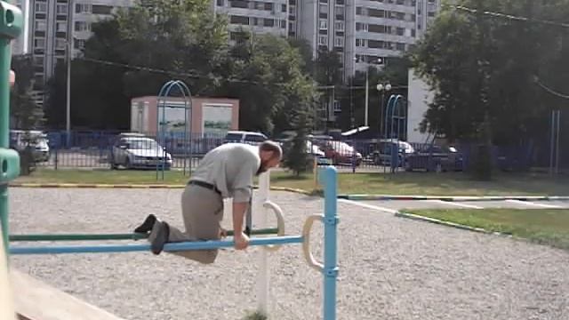 Вторая трена на горизонт - ноги вместе смотреть онлайн