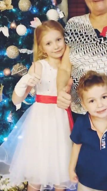 Сегодня день любви, а это мое признание в любви. Кому как вы думаете? смотреть онлайн