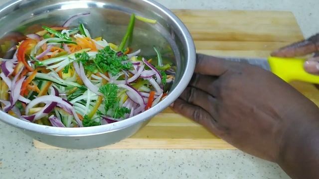Seared Tuna Steak & Mango Salad| Thai Inspired Mango Salad|Spicy Green Mango Salad Recipe|Tuna Stea смотреть онлайн