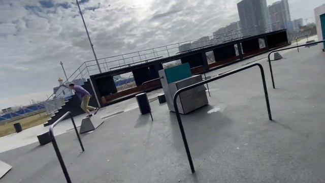 Обзор и тест ПАРКУР ПАРКА в Питере / Сложные Паркур челенджи от первого лица смотреть онлайн