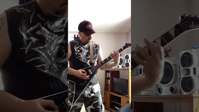 Chuck Shuldiner inspired riffs in d 2(plugged) смотреть онлайн