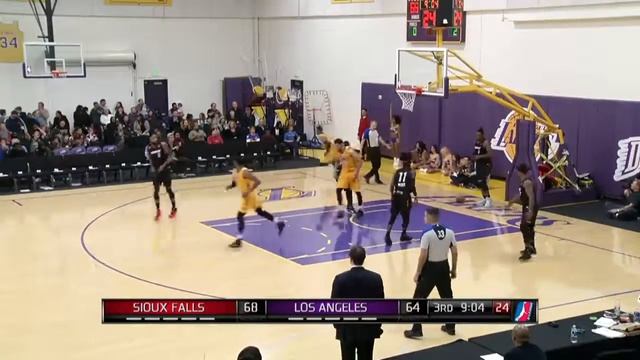 Highlights: Vander Blue (37 points) vs. the Skyforce, 1/26/2017 смотреть онлайн