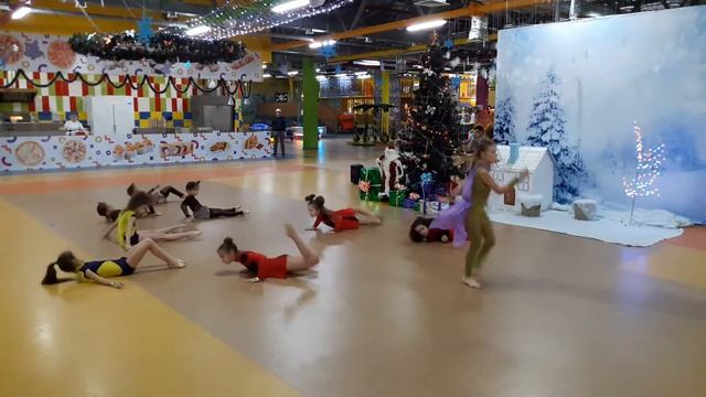 Поэзия Движения отчетный концерт 2016(9)