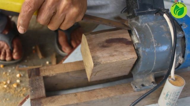 Cara Membuat Alat Perontok Jagung Menggunakan Barang Bekas / Pompa Air Bekas смотреть онлайн