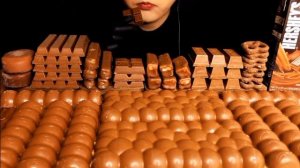 Асмр[Asmr] еда хрустящие сладости💓🍧🍫🍩🍪🍰🧁