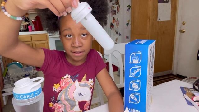 This Cirkul Water Bottle Thing Is Crazy! смотреть онлайн