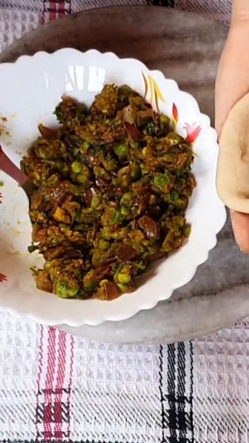 Matar ka Paratha || Matar ka paratha recipe #shorts #matar #youtubeshorts #shortvideo #recipe смотреть онлайн