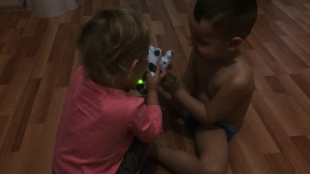 Появился у нас маленький друг дома) Дети в восторге😂 смотреть онлайн