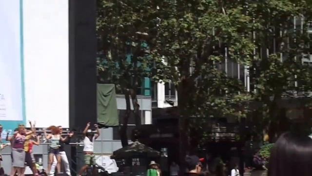 New York - Bryant Park - Festival de Verão - EUA - Mama Mia - Broadway - Musical смотреть онлайн