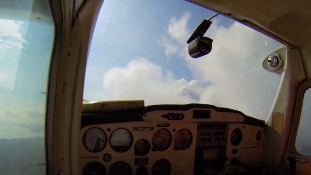 Vuelo Guadalajara - Zamora C152 смотреть онлайн