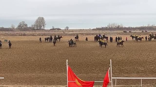 Лучшие моменты трансляции "Жети Огуз & Афият." (55:39–1:00:39) смотреть онлайн