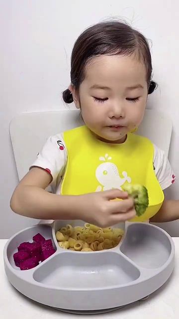 #997 Kids Mukbang ASMR Funny Moments: Eating Variety of Foods [Cai Hong ASMR] #shorts смотреть онлайн