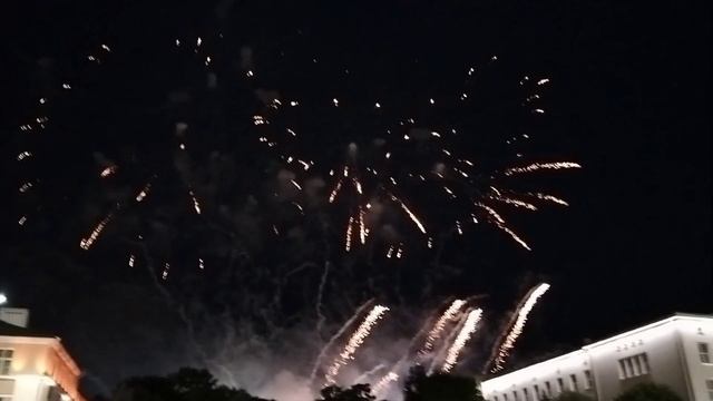 Салют на День независимости Брест 2024. Самый крутой салют!!! Лучший фейерверк. смотреть онлайн