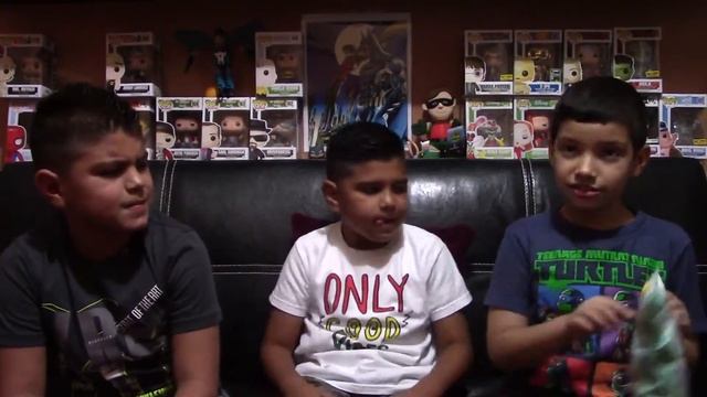 Lays Taste Test - Truffle Fries and Biscuits and Gravy